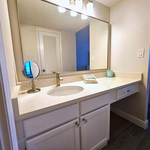 1357 NE Ocean Boulevard 215, Stuart, FL 34996