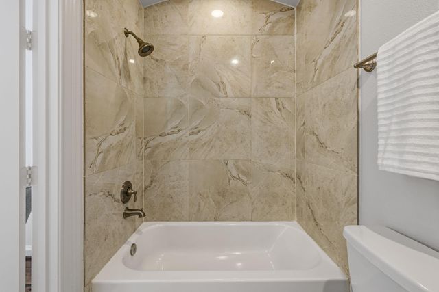1244 W 23rd Street, Houston, TX 77008