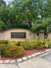 628 Sea Pine Way H1, Greenacres, FL 33415