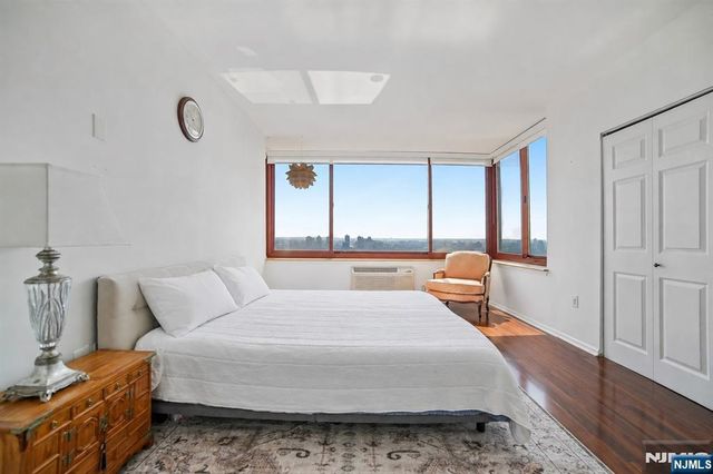 100 Old Palisade Road 3305, Fort Lee, NJ 07024