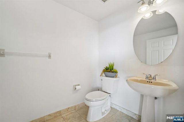 100 Old Palisade Road 3305, Fort Lee, NJ 07024