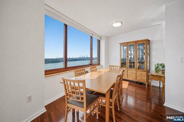 100 Old Palisade Road 3305, Fort Lee, NJ 07024