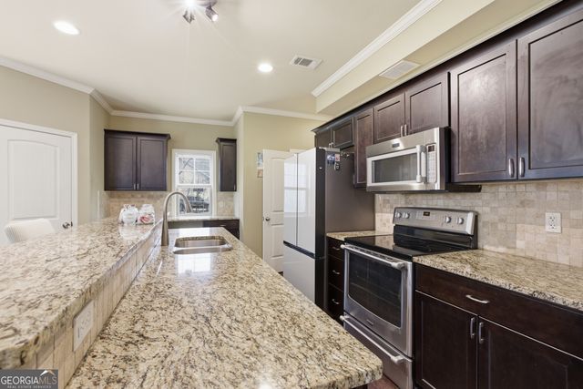 130 Maple Drive, Commerce, GA 30529