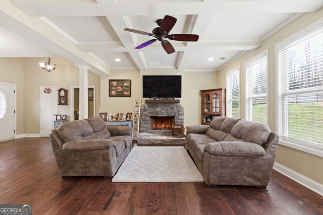 130 Maple Drive, Commerce, GA 30529