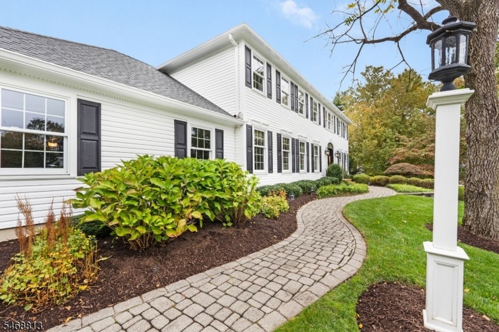 9 Trimingham Ct, Mendham Twp., NJ 07945 — photo 3