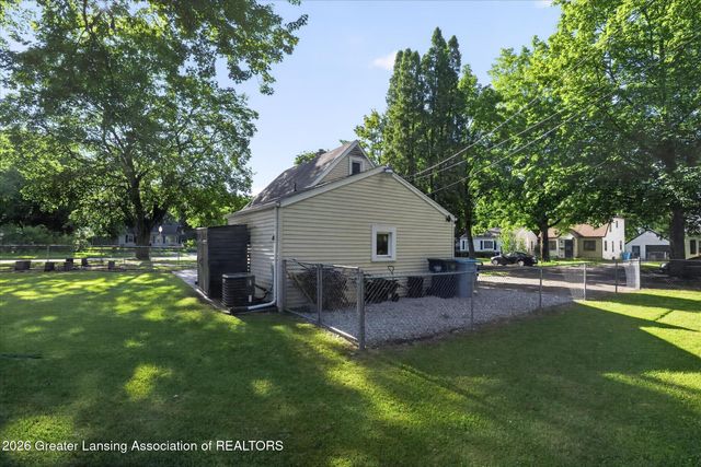 730 Hunter Boulevard, Lansing, MI 48910