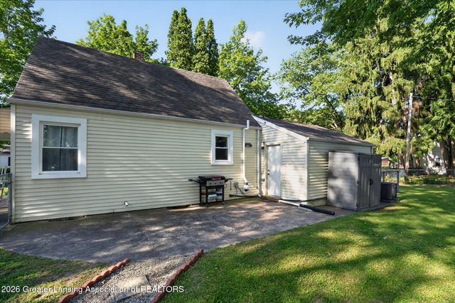730 Hunter Boulevard, Lansing, MI 48910