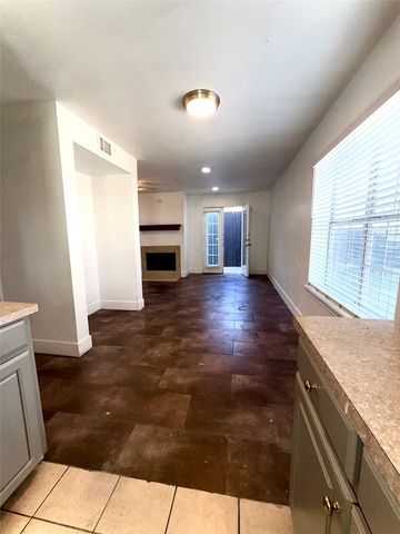 4626 San Jacinto Street, Dallas, TX 75204