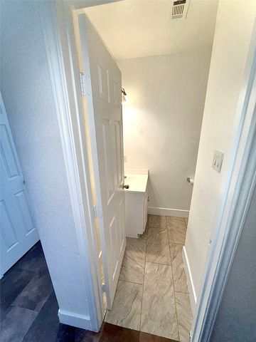 4626 San Jacinto Street, Dallas, TX 75204