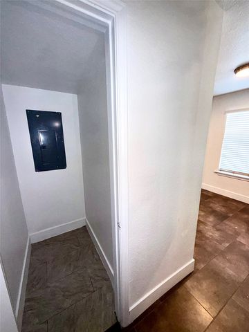 4626 San Jacinto Street, Dallas, TX 75204