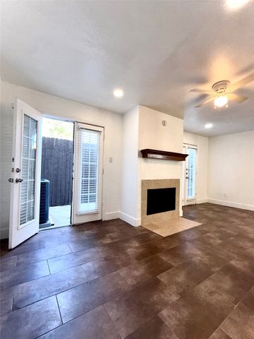 4626 San Jacinto Street, Dallas, TX 75204