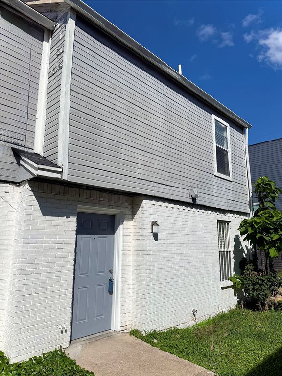 4626 San Jacinto Street, Dallas, TX 75204