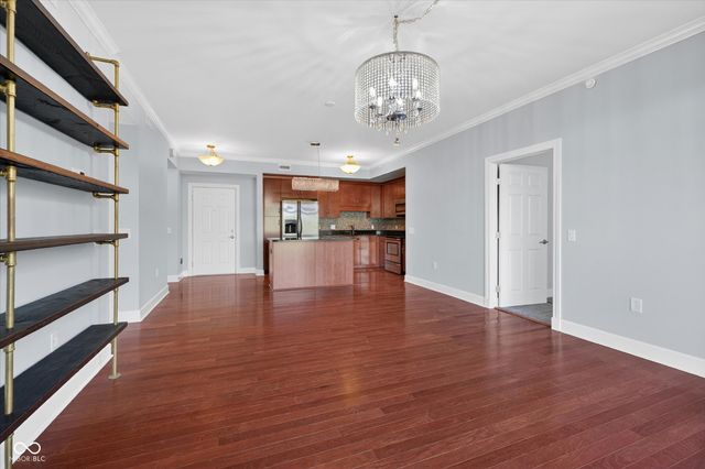 20971 Shoreline Court 215, Noblesville, IN 46062