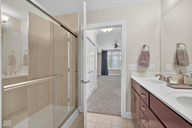 20971 Shoreline Court 215, Noblesville, IN 46062