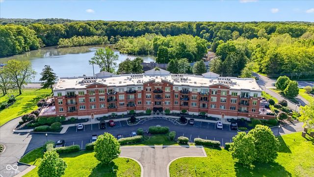 20971 Shoreline Court 215, Noblesville, IN 46062