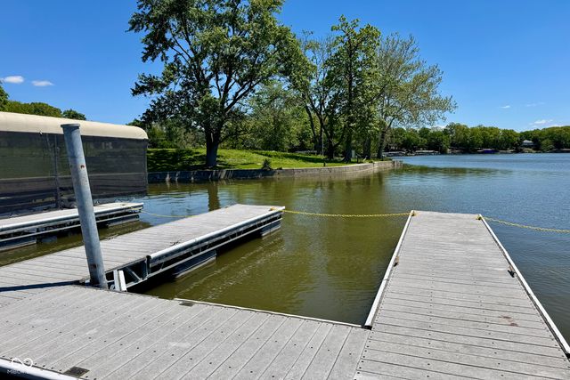 20971 Shoreline Court 215, Noblesville, IN 46062