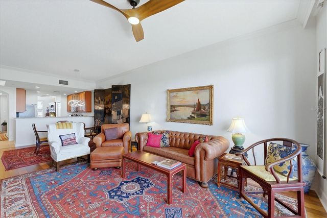 5531 CANNES CIRCLE 603, Sarasota, FL 34231