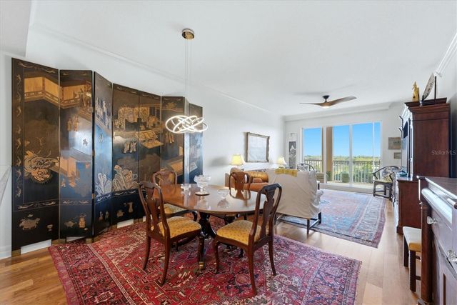 5531 CANNES CIRCLE 603, Sarasota, FL 34231