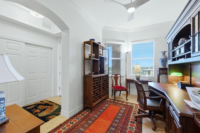 5531 CANNES CIRCLE 603, Sarasota, FL 34231