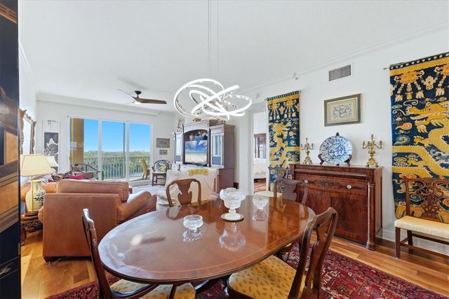 5531 CANNES CIRCLE 603, Sarasota, FL 34231