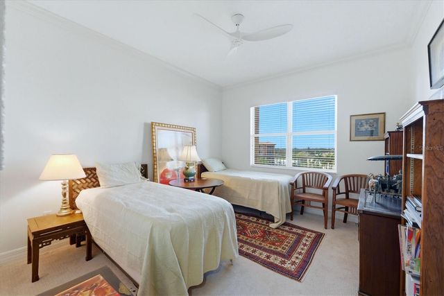 5531 CANNES CIRCLE 603, Sarasota, FL 34231