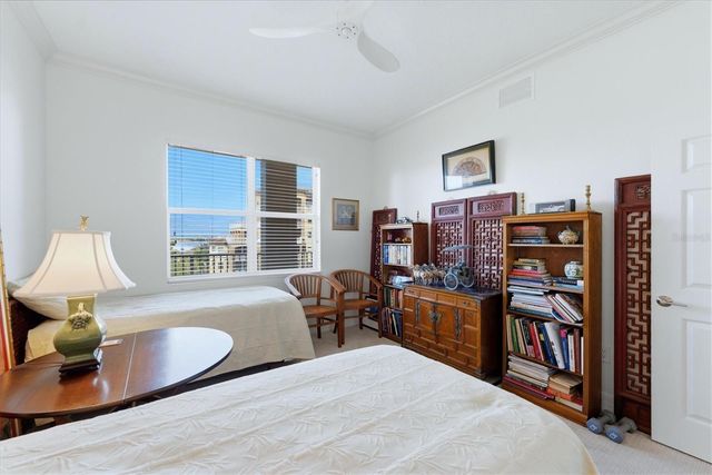 5531 CANNES CIRCLE 603, Sarasota, FL 34231