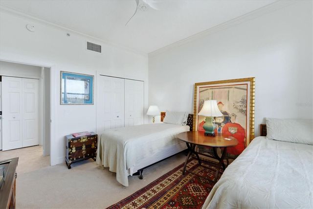 5531 CANNES CIRCLE 603, Sarasota, FL 34231