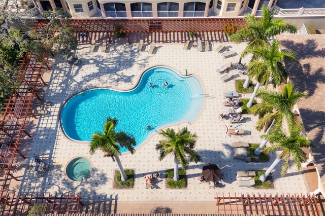 5531 CANNES CIRCLE 603, Sarasota, FL 34231