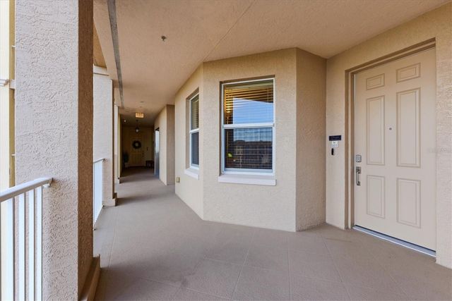 5531 CANNES CIRCLE 603, Sarasota, FL 34231