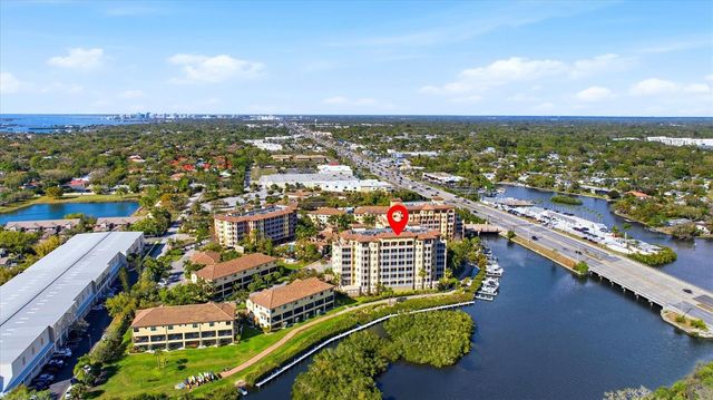 5531 CANNES CIRCLE 603, Sarasota, FL 34231