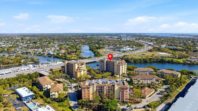 5531 CANNES CIRCLE 603, Sarasota, FL 34231