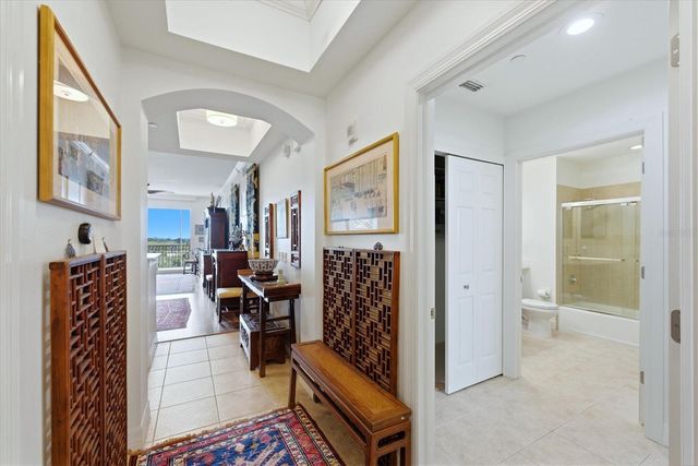 5531 CANNES CIRCLE 603, Sarasota, FL 34231