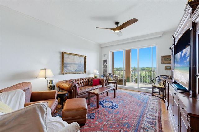 5531 CANNES CIRCLE 603, Sarasota, FL 34231