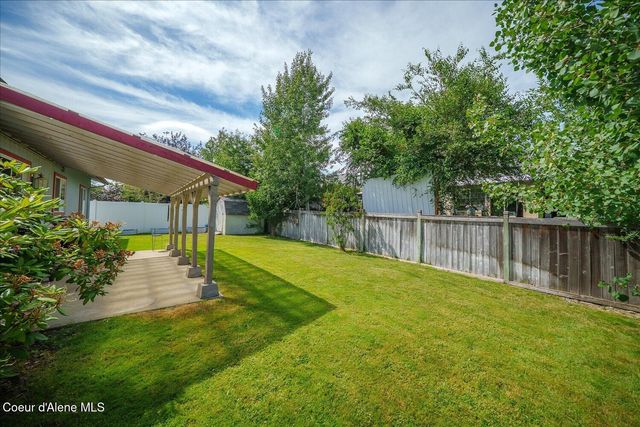 1285 E Stockman AVE, Post Falls, ID 83854