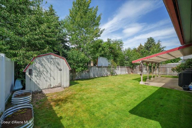 1285 E Stockman AVE, Post Falls, ID 83854