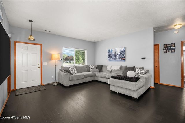 1285 E Stockman AVE, Post Falls, ID 83854