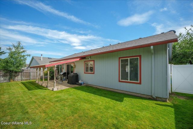 1285 E Stockman AVE, Post Falls, ID 83854