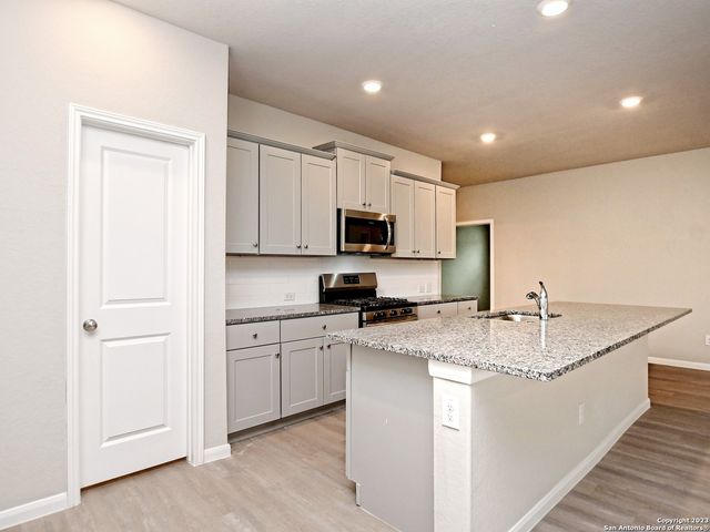 5496 jasmine, Bulverde, TX 78163