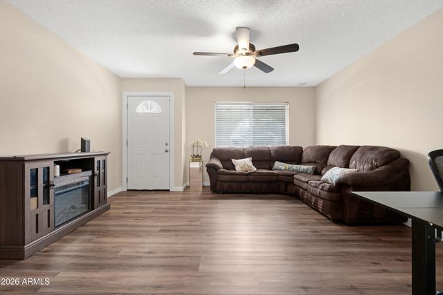 5410 W ALTADENA Avenue, Glendale, AZ 85304