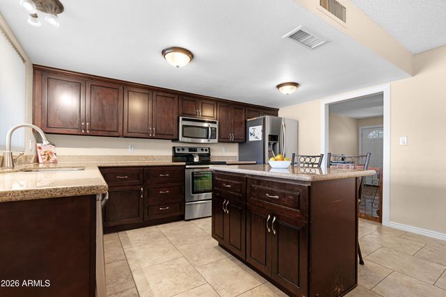 5410 W ALTADENA Avenue, Glendale, AZ 85304