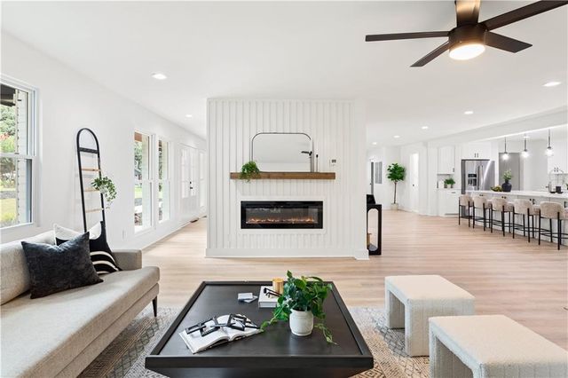 399 Old Canton Road, Marietta, GA 30068