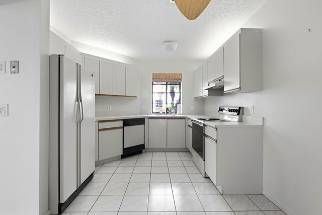 5226 Europa Drive c, Boynton Beach, FL 33437