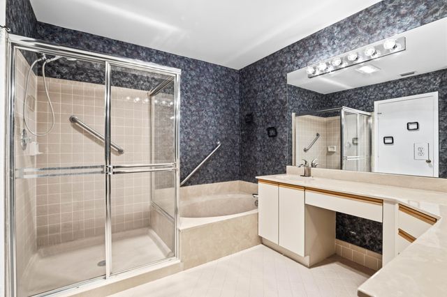 5226 Europa Drive c, Boynton Beach, FL 33437