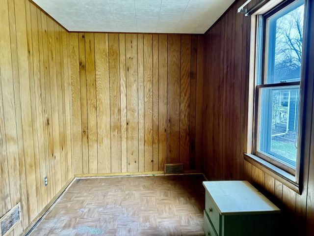 236 10th Street, Lasalle, IL 61301