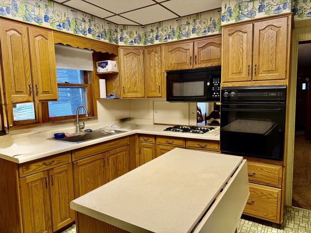 236 10th Street, Lasalle, IL 61301