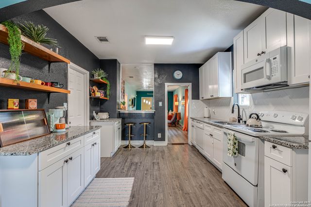 1505 W Craig Pl, San Antonio, TX 78201