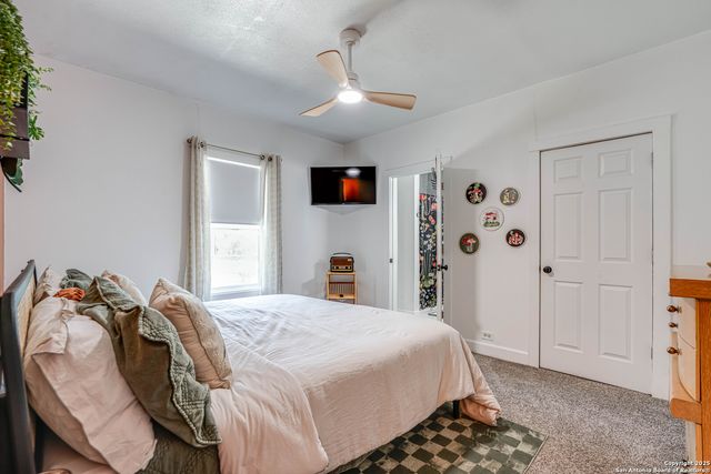1505 W Craig Pl, San Antonio, TX 78201