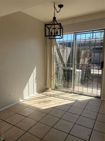 6111 Beverly Hill Street 74, Houston, TX 77057