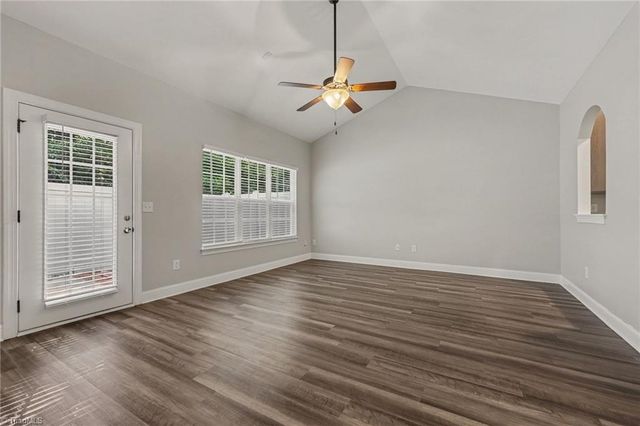 141 Chestnut Bend Drive, Greensboro, NC 27406