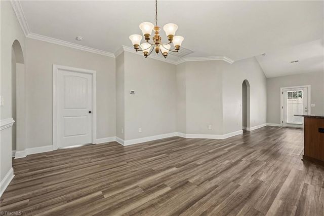 141 Chestnut Bend Drive, Greensboro, NC 27406